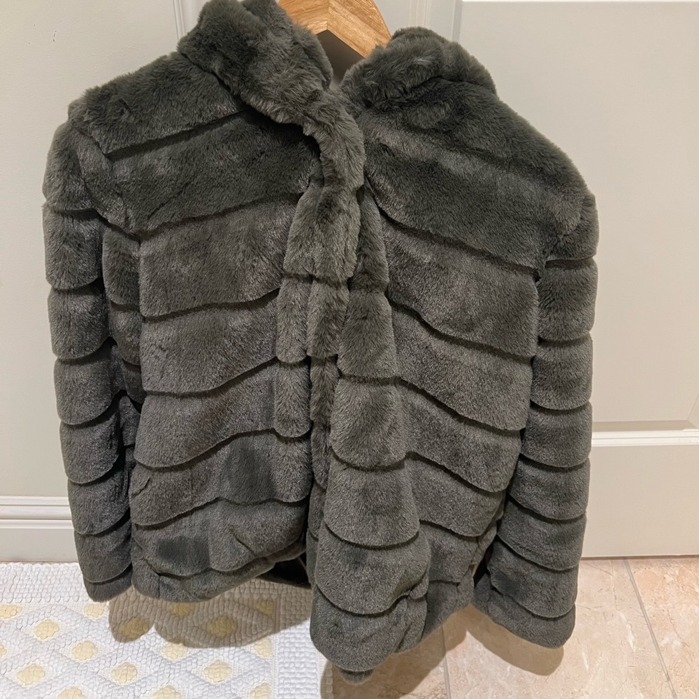 APPARIS faux fur coat